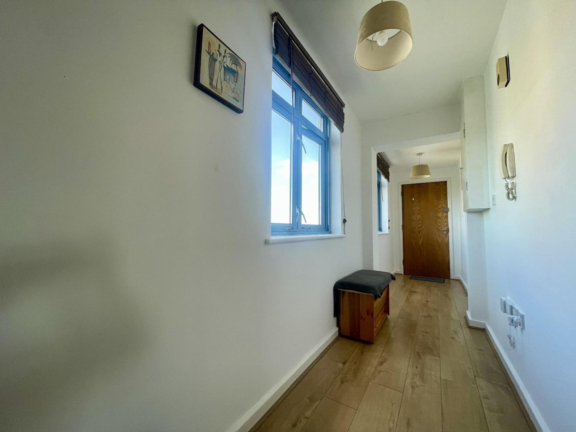 Hk Life Serviced Apartment , City Centre سويندون المظهر الخارجي الصورة