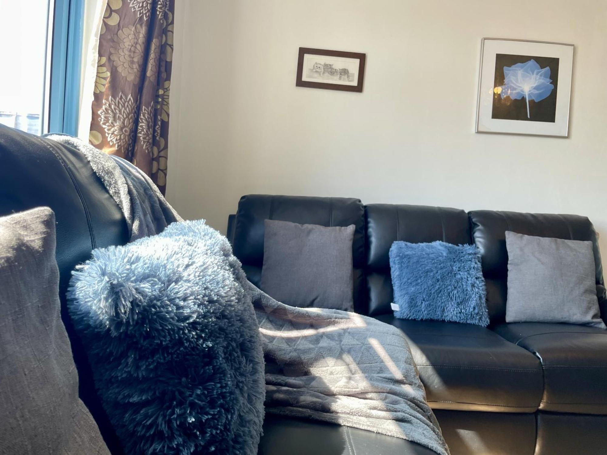 Hk Life Serviced Apartment , City Centre سويندون المظهر الخارجي الصورة